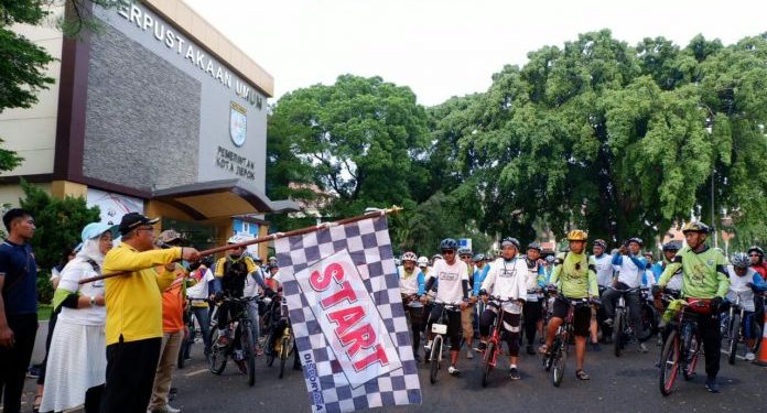 Wali Kota Depok Lepas 500 Peserta Gowes Ke Studio Alam dan Setu Cilangkap, Cilodong