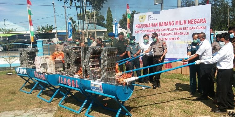 Bea Cukai Bengkulu Selamatkan Kerugian Negara Rp 464 Juta