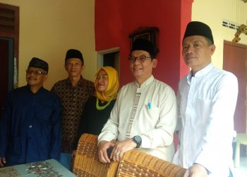 Hardiono kunjungi rumah bersejarah pahlawan depok Tole iskandar