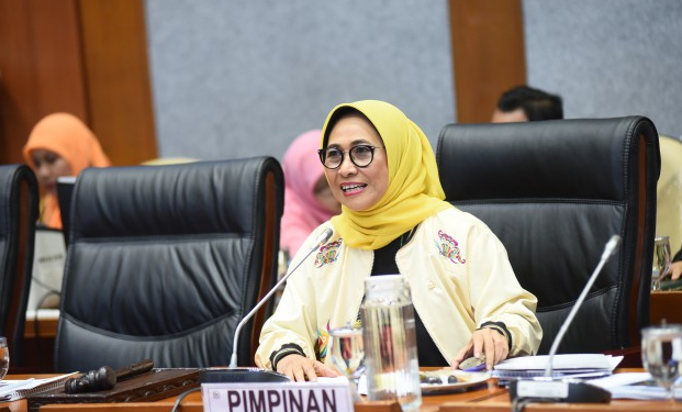 Serukan Lembaga Pendidikan Bantu Sosialisasi Corona, Hetifah Fraksi Golkar
