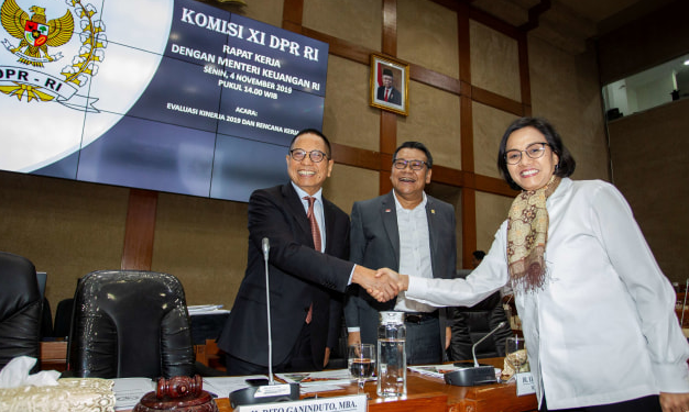 Pemerintah dan DPR Bahas Opsi Bebaskan Tagihan Listrik Pelanggan 450 VA