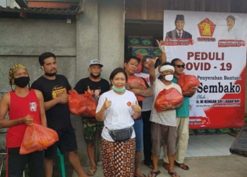 Berbagi Sembako oleh Ketua Fraksi Gerindra DPRD Tabanan