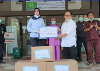 NasDem Salurkan  APD ke Rumah Sakit