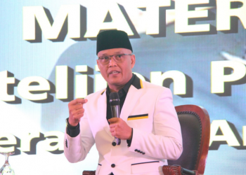 Pemerintah Harus Penuhi APD Yang Layak Melihat Banyak Tenaga Medis Terinfeksi Covid-19