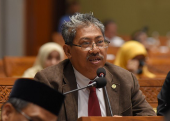 Cegah Covid 19, Aleg PKS Berikan Bantuan Masker ke Pedagang Pasar