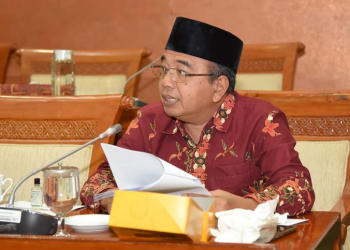Anggota FPKS Minta Kemenperin Dorong Percepatan Produksi APD