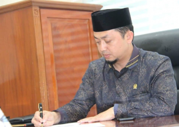 Anggota FPKS Soroti Kebijakan Menhub yang Berikan Celah TKA Masuk Indonesia