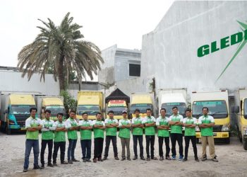 PT Gledek Logistik Raih Indonesia Award Magazine Kategori Award for Business Exellence