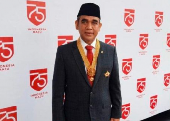Presiden Jokowi Memberikan Bintang Jasa Kepada Sekjen Gerindra Ahmad Muzani