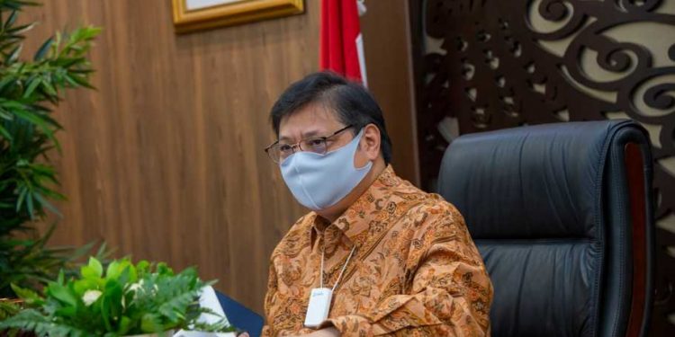 Menko Airlangga Ungkap 10 Strategi Pemerintah Kurangi Angka Kematian Covid-19