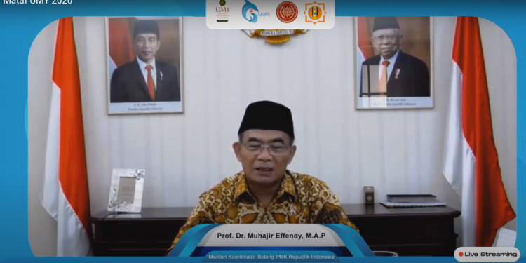 Menko PMK Ajak Mahasiswa Baru UMY Punya Sikap Optimis di Tengah Pandemi