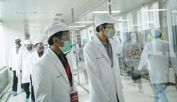 Jokowi Divaksin Corona Besok, Istana Siarkan Live Streaming