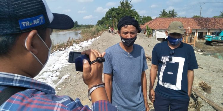 Warga Babakan Banten  Tagih  Pemkab Bekasi Bangun Rumah Warga Korban Banjir