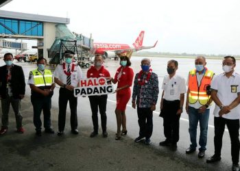 Dukung Pariwisata Sumbar: Air Asia Kemas Paket Penerbangan + Hotel