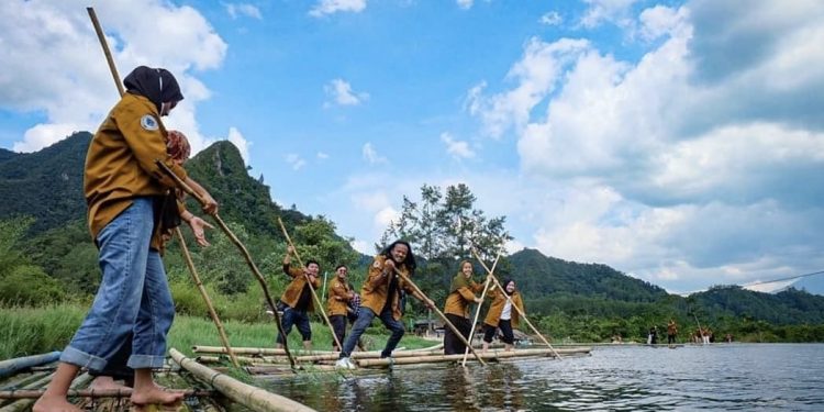 DULU BAWA KAYU BAKAR, KINI BAWA VINO G BASTIAN
