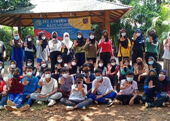 KADIS DP3AP2KB KOTA DEPOK MEMBUKA LDK FORUM ANAK DEPOK 2022