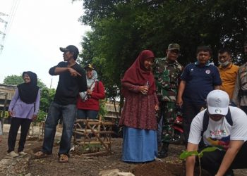 Penanaman Pohon Jati, Simbol Ikon Wilayah Jatipulo dan Upaya Penataan Lingkungan