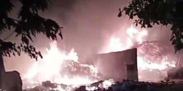 Rumah Semi Permanen Kembali Terbakar di Kapuk Muara